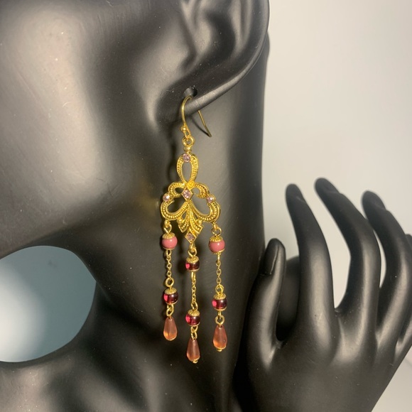 Earrings - Picture 2 of 3